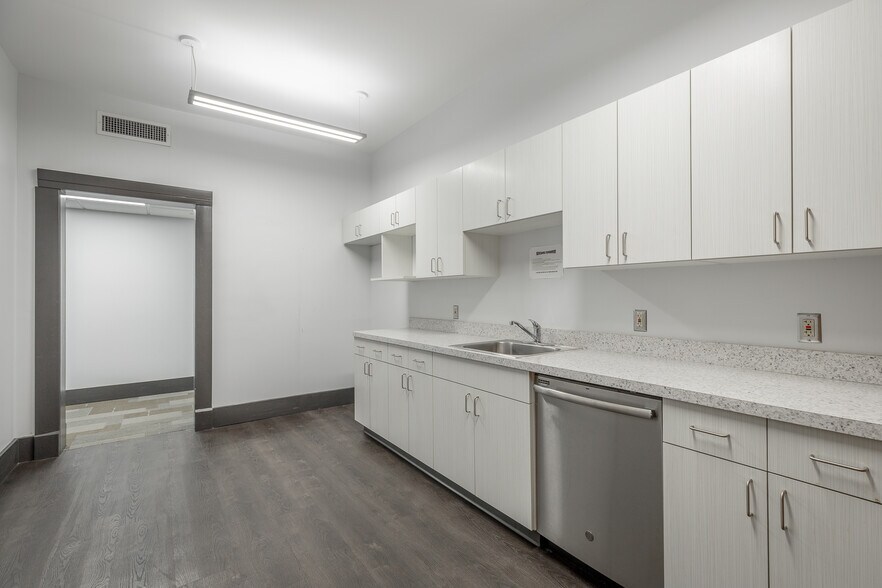 More Photos Of 1410 Cowart St, Chattanooga Loft Creative Space For Sale