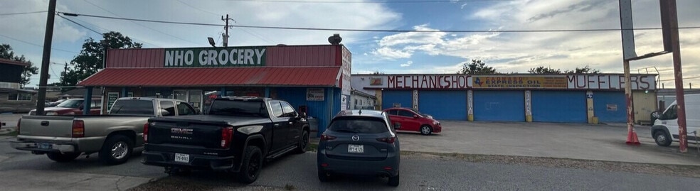 Primary Photo Of 506 Houston Blvd, South Houston General Retail For Sale