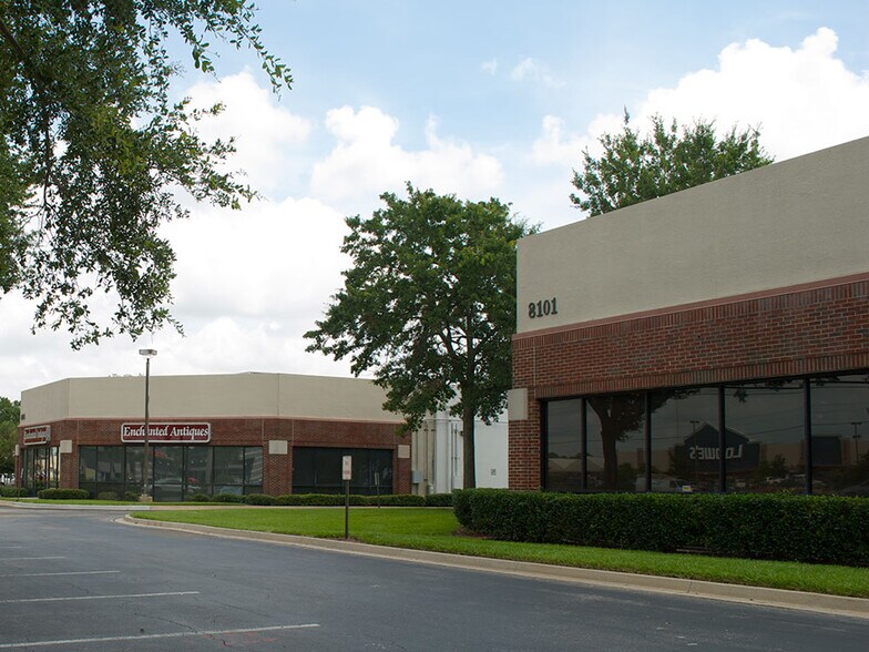 More Photos Of 8081 Philips Hwy, Jacksonville Unknown For Lease