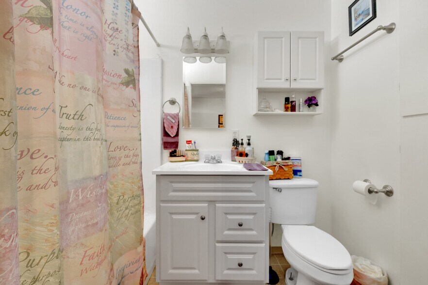 More Photos Of 601 E Rice St, Blythe Apartments For Sale