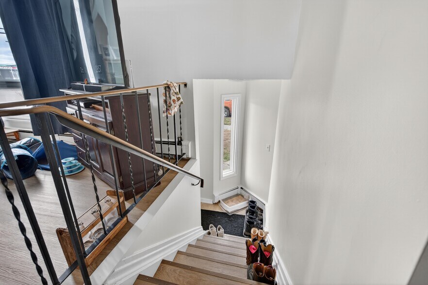 More Photos Of 5015 48 St, Legal Apartments For Sale
