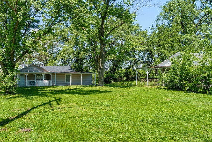 More Photos Of , Cahokia Multifamily For Sale