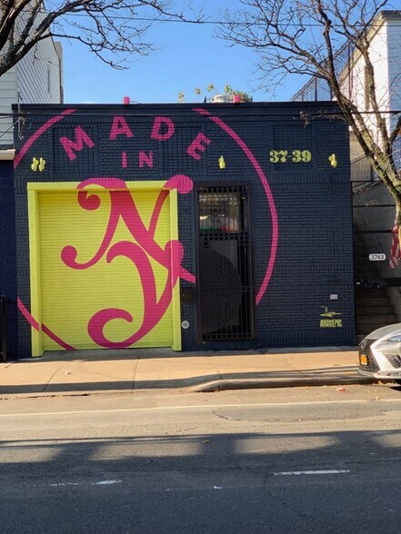 Primary Photo Of 3739-3741 White Plains Rd, Bronx Manufacturing For Sale