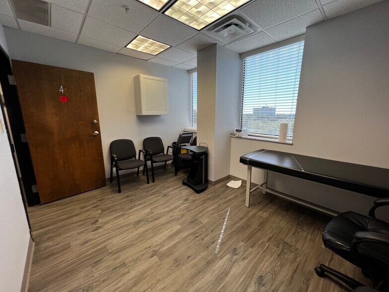More Photos Of 4700-4708 N Habana Ave, Tampa Medical For Lease