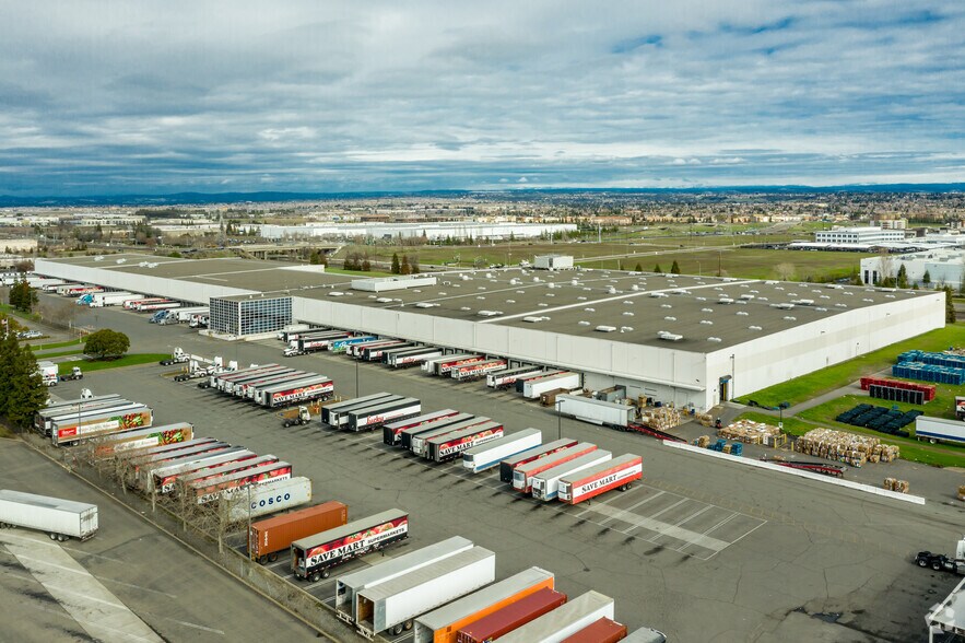 More Photos Of 9999 Niblick Dr, Roseville Refrigeration Cold Storage For Lease