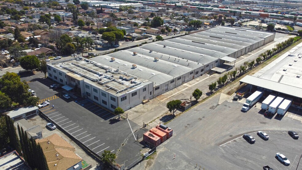 More Photos Of 1363 S Bonnie Beach Pl, Commerce Warehouse For Lease