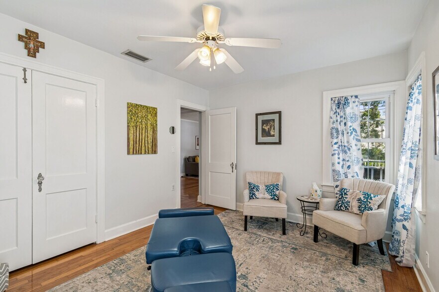 More Photos Of 3705 S Macdill Ave, Tampa Medical For Sale