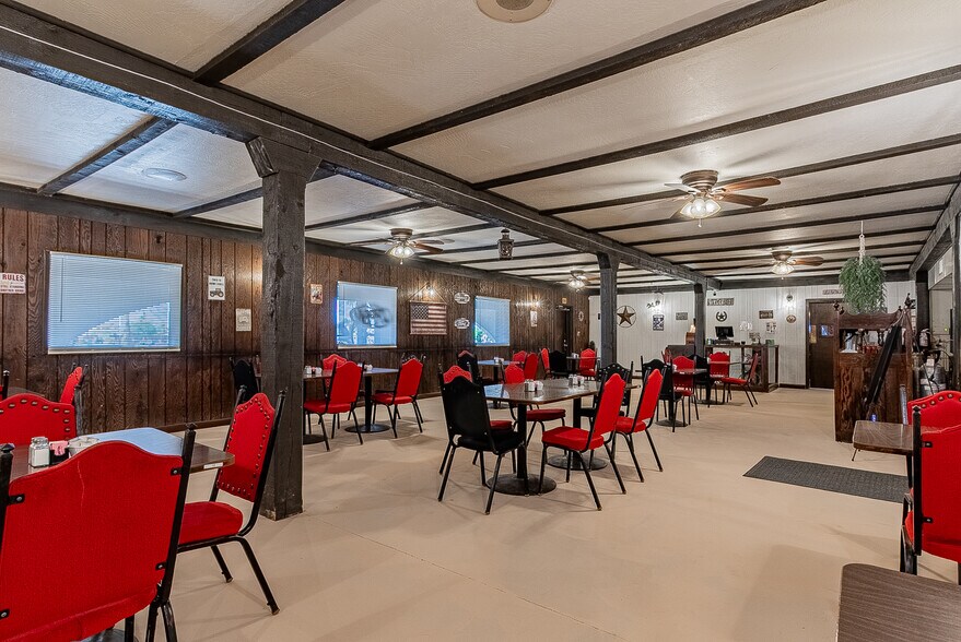 More Photos Of 8575 S Avenue 40 E, Tacna General Retail For Sale