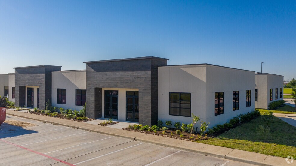 More Photos Of 8118 Fry Rd, Cypress Office For Sale