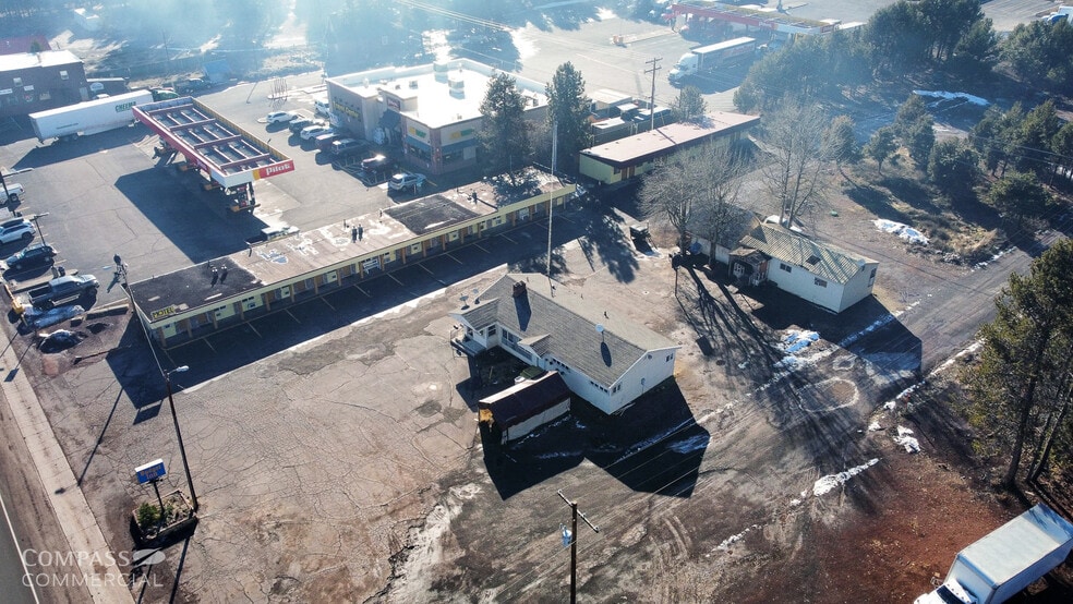 More Photos Of 109480 Highway 97 N, Chemult Hotel For Sale