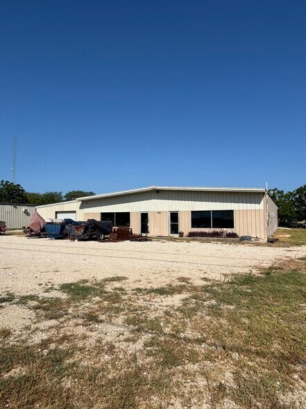 More Photos Of 5440 TX-123 Bypass South, Seguin Industrial For Sale