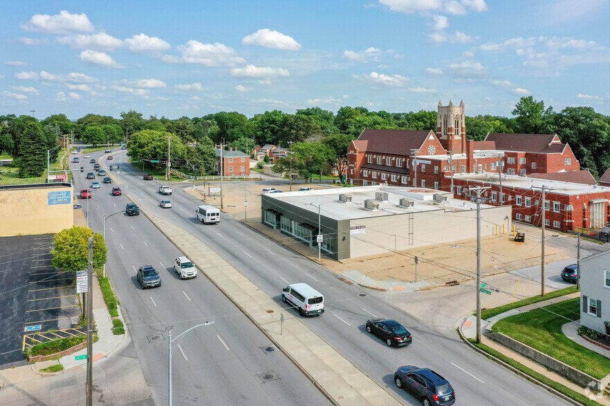 More Photos Of 5419 NW Radial Hwy, Omaha Office For Lease