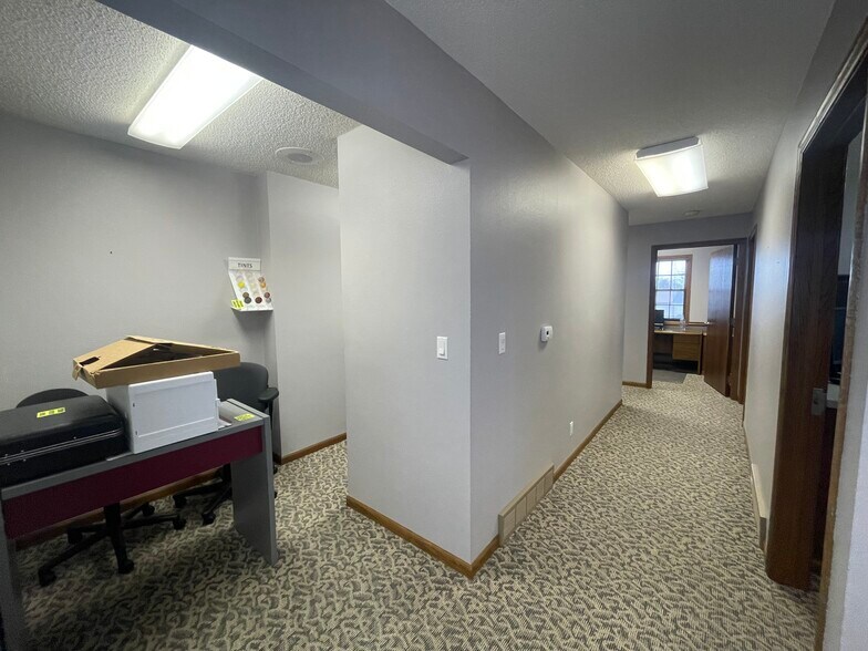 More Photos Of 1302 S Broadway St, Toledo Medical For Sale