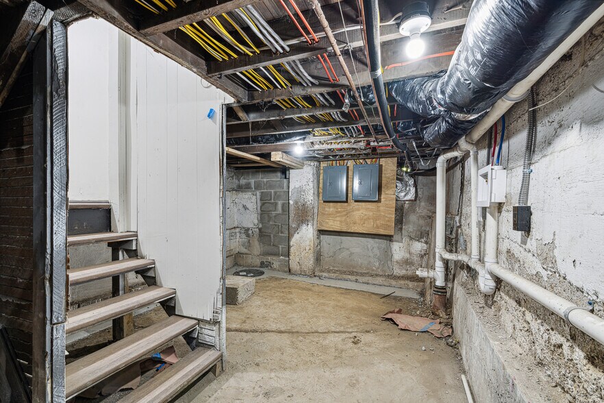 More Photos Of 508-510 E Markison Ave, Columbus Apartments For Sale