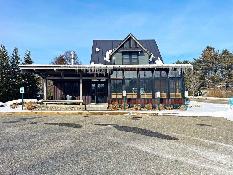 More Photos Of 517 Ocean House Rd, Cape Elizabeth Restaurant For Sale