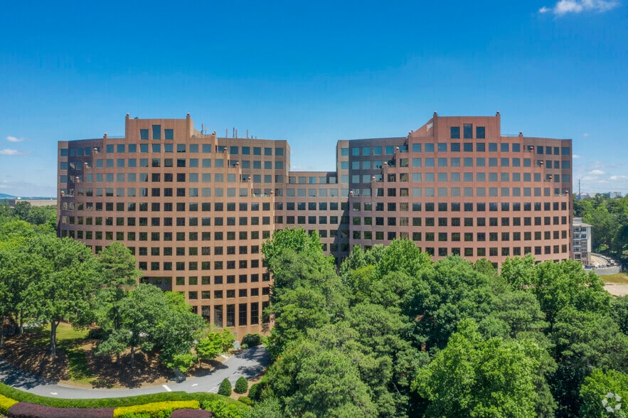 More Photos Of 2727 Paces Ferry Rd SE, Atlanta Coworking Space