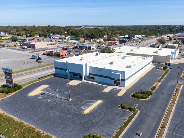 More Photos Of 2525 Pio Nono Ave, Macon-Bibb Warehouse For Lease