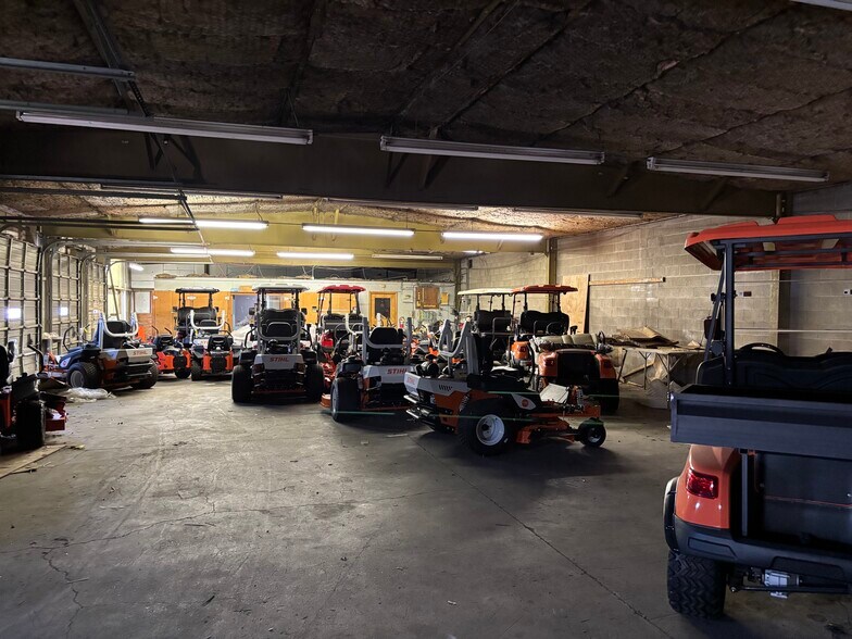 More Photos Of 1133 E Virginia St, Evansville Warehouse For Sale