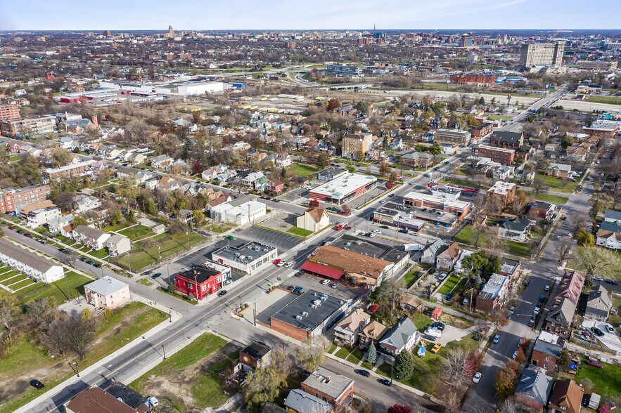 More Photos Of 3959-3971 W Vernor Hwy, Detroit Unknown For Lease