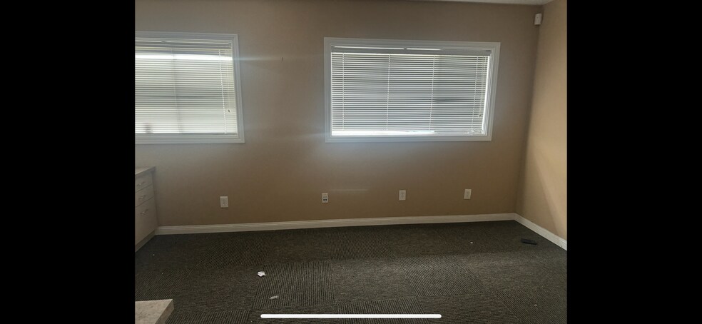 More Photos Of 8939 La Mesa Blvd, La Mesa Medical For Lease