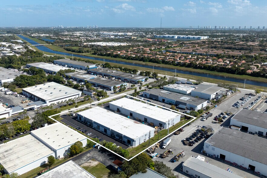 More Photos Of 3740 Prospect Ave, Riviera Beach Unknown For Lease