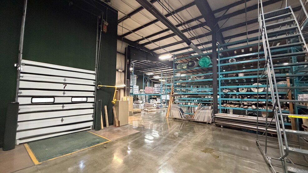 More Photos Of 5201 S 19th St, Lincoln Warehouse For Sale