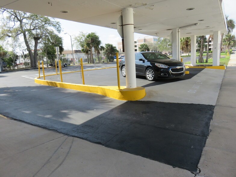 More Photos Of 226-230 N Beach St, Daytona Beach Office For Sale