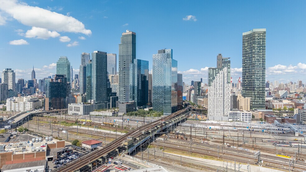 More Photos Of 4332 33rd St, Long Island City Industrial For Sale