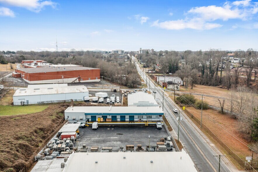 More Photos Of 812 Dr Martin Luther King Jr Way, Gastonia Industrial For Sale