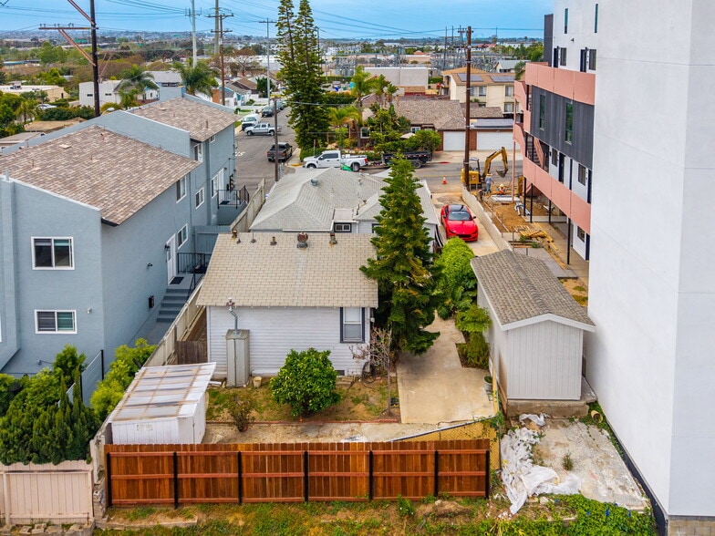 More Photos Of 1111 Colusa St, San Diego Multifamily For Sale