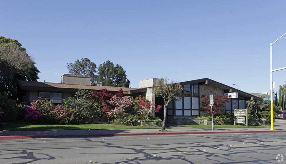 Primary Photo Of 2100 Otis Dr, Alameda Medical For Sale