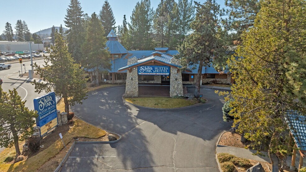More Photos Of 3105 NE O. B. Riley Rd, Bend Hotel For Sale