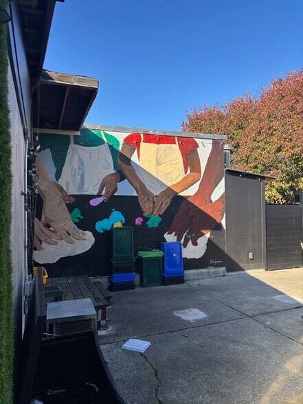 More Photos Of 1329 Gilman St, Berkeley Restaurant For Lease