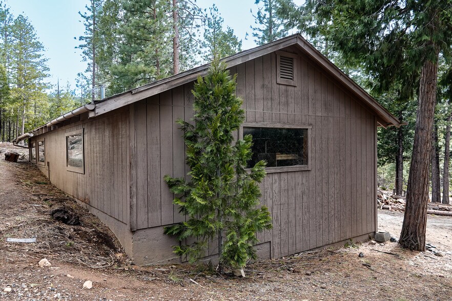 More Photos Of 6409 Kangaroo Creek Rd, Gazelle Land For Sale