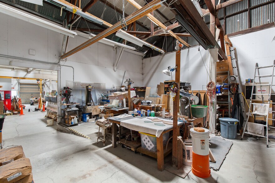 More Photos Of 2534 Magnolia St, Oakland Manufacturing For Sale