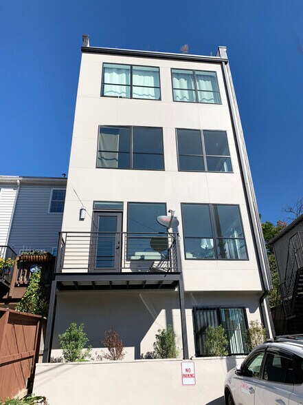 More Photos Of , Washington Multifamily For Sale