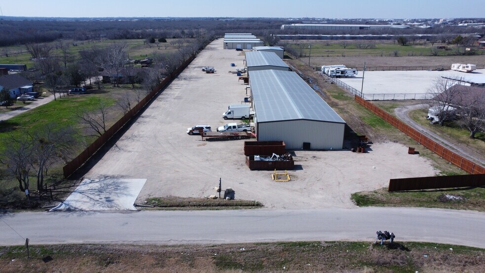 More Photos Of 4632 CR 617, Alvarado Industrial For Lease