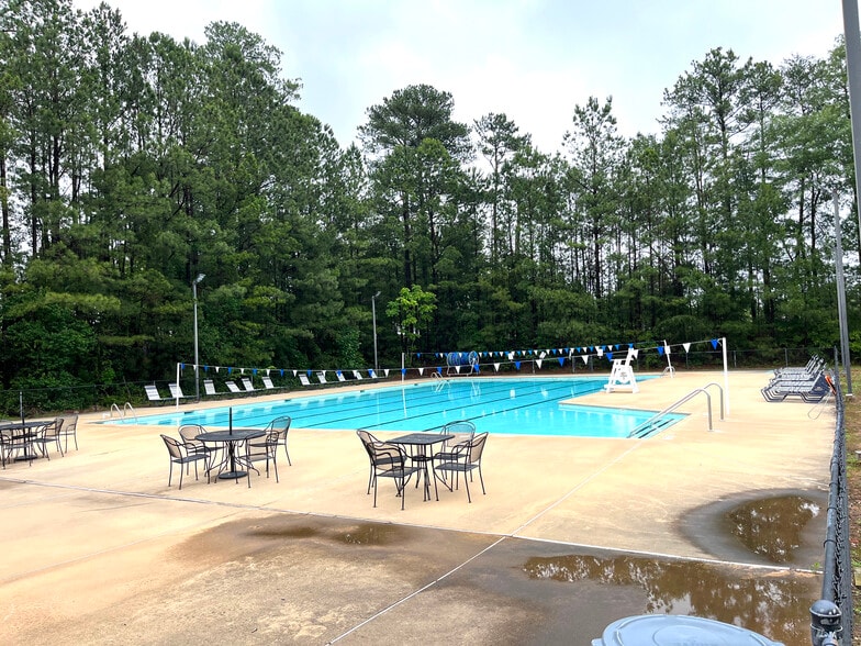 More Photos Of 501 Willis Rd, Spartanburg Religious Facility For Sale