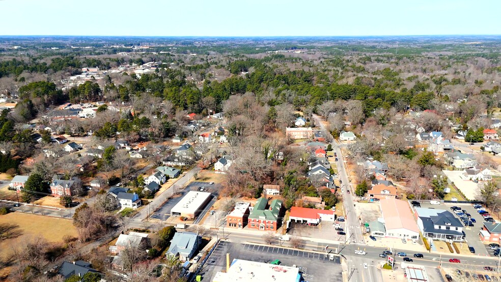 Primary Photo Of 1010 S Garnett St, Henderson Hotel For Sale