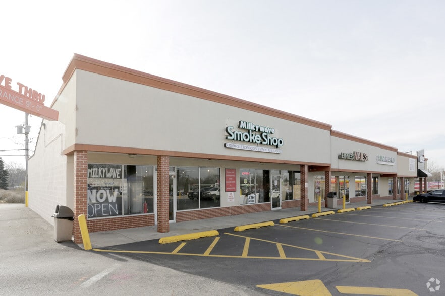 Primary Photo Of 1103-1109 Maple Ave, Lisle Freestanding For Lease