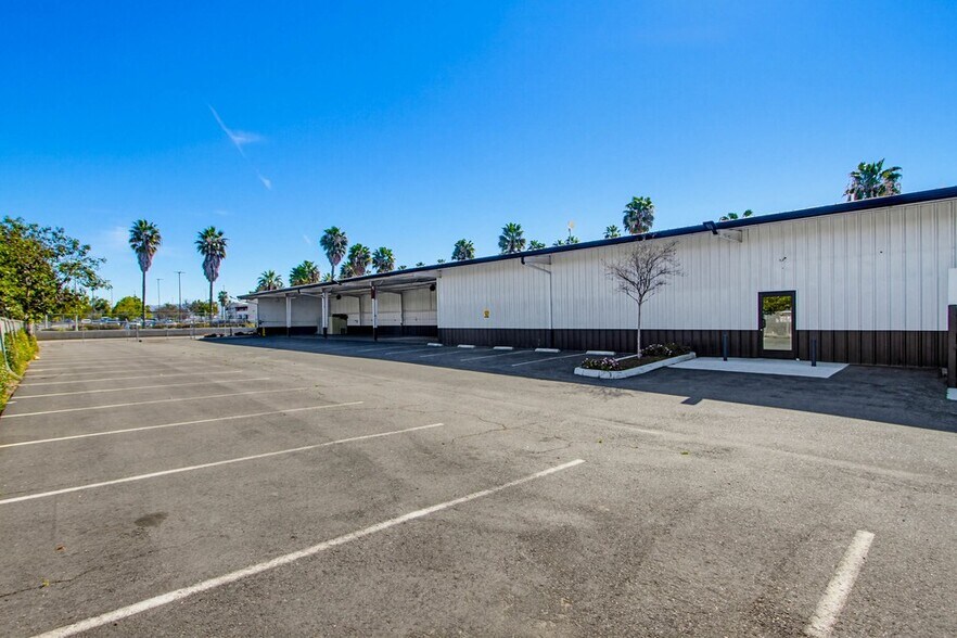 More Photos Of 760-762 W Mission Ave, Escondido Auto Repair For Lease