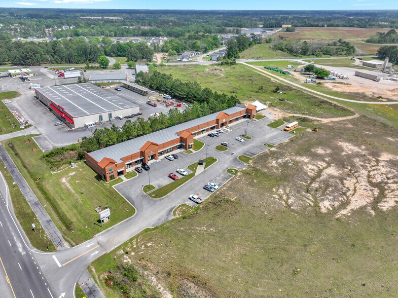 More Photos Of 143 US Highway 319 S, Moultrie Storefront For Sale