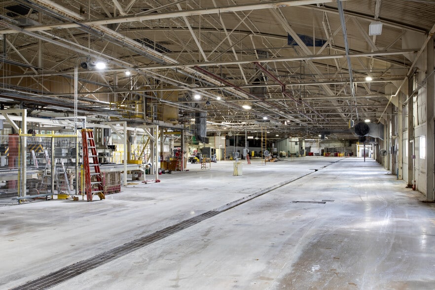 More Photos Of 150 Pottery Street, Perrysville Warehouse For Lease
