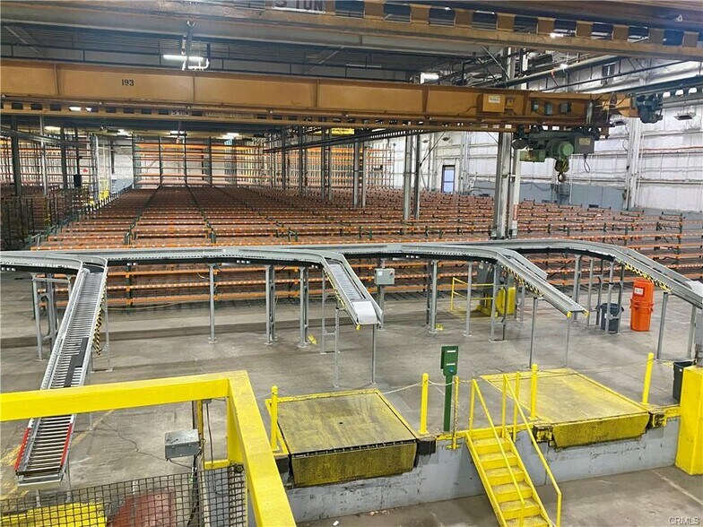 More Photos Of 2812 Hegan Ln, Chico Light Distribution For Sale