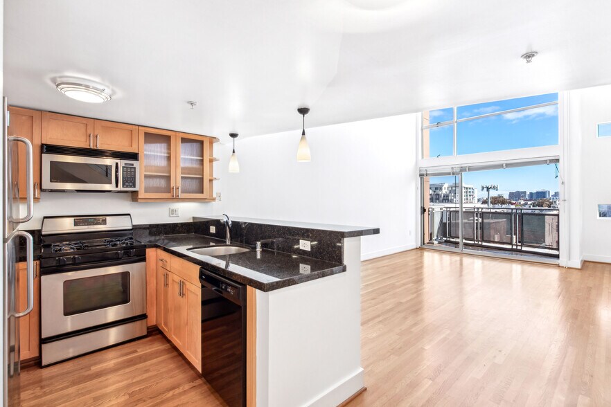 More Photos Of 460 Natoma St, San Francisco Apartments For Sale