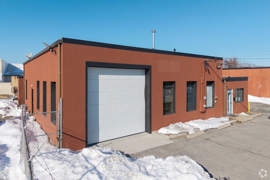More Photos Of 60 Edmund St, East Providence Office For Lease