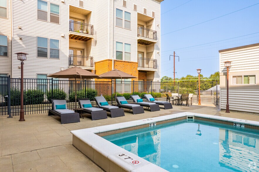 More Photos Of 335 E King St, Malvern Apartments For Lease