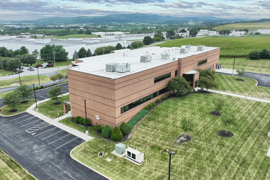 More Photos Of 1401 York St, Hanover Medical For Sale