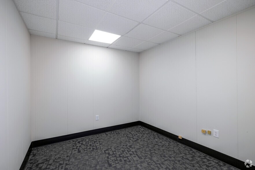 Photo of 8th Floor Ste 816