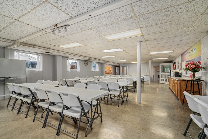 More Photos Of 1424 S 55th St, Kansas City Religious Facility For Sale